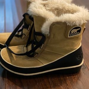 Sorel snow boots Tivoli II